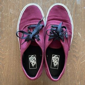 vans maroon sneakers / 8.5 / excellent condition